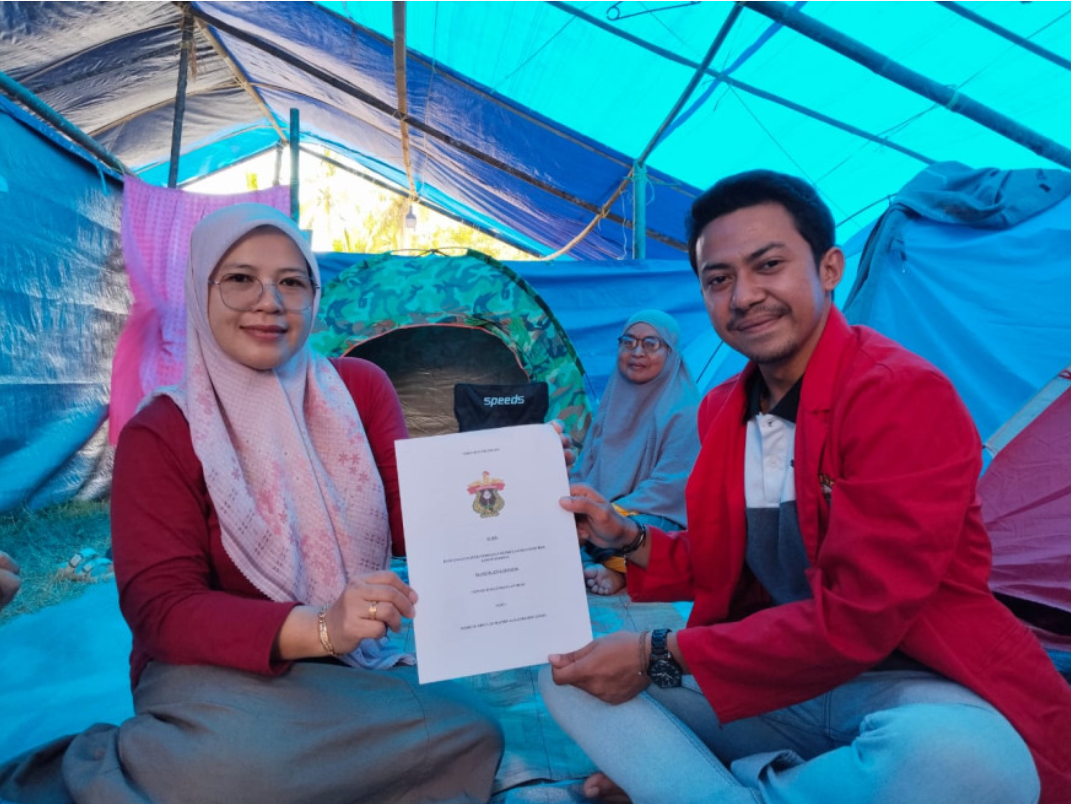 Mahasiswa KKN-T 114 Mattampapole Universitas Hasanuddin Membuat Rancangan Pembelajaran Berpikir Komputasional tingkat SD