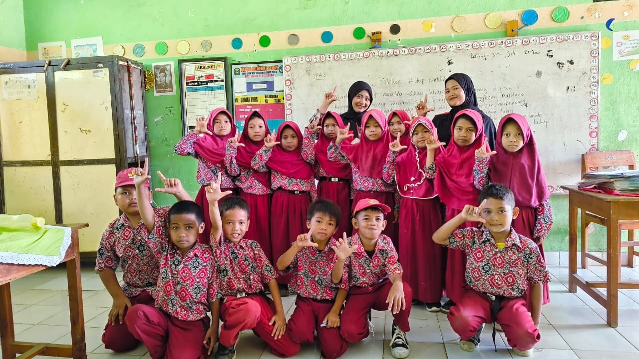 Tingkatkan Minat Baca Anak, KKN-T Literasi Unhas Gelar Kegiatan Membaca Nyaring di UPT SD Negeri 114 Inpres Cikoang
