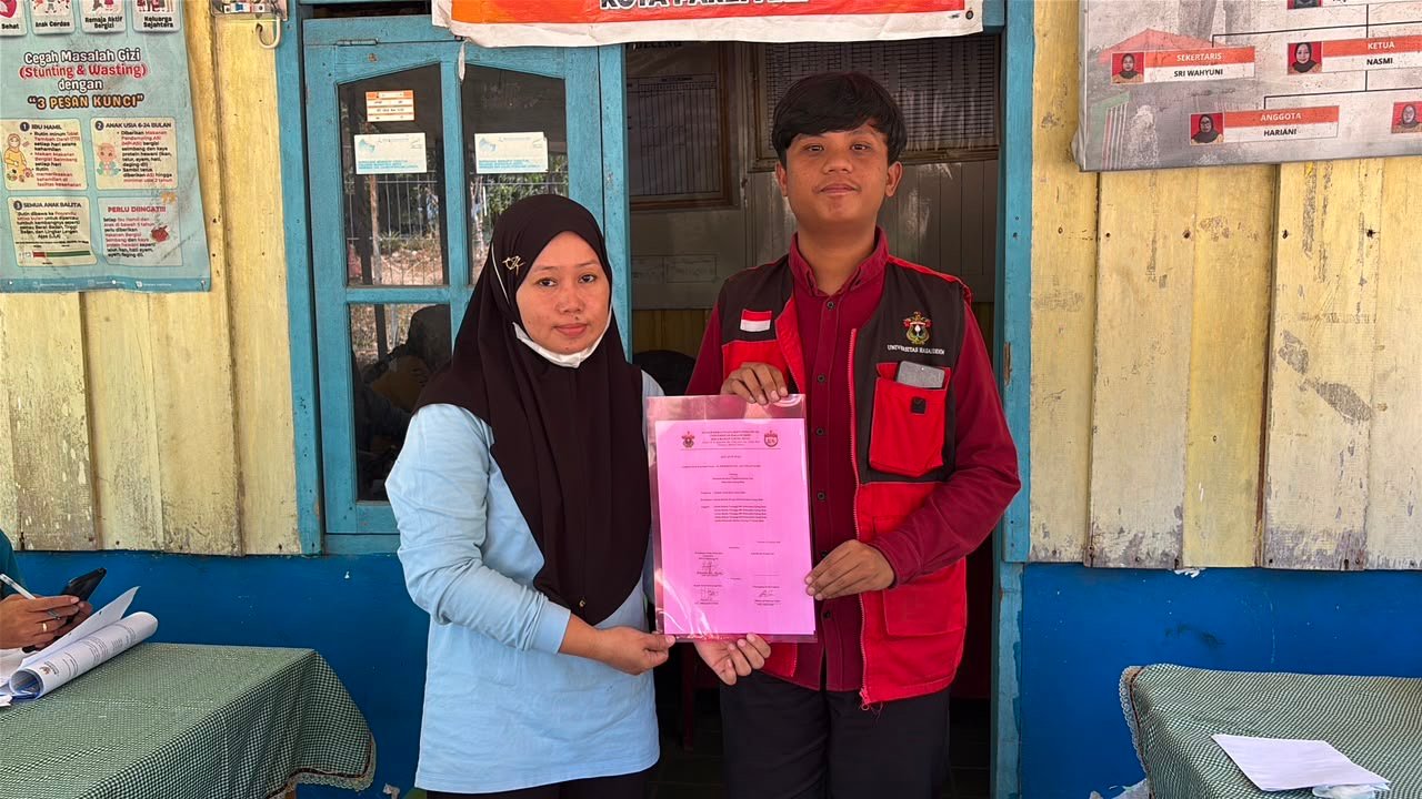 OPTIMALKAN KEBUN GIZI, MAHASISWA POSKO UJUNG BULU DAN WARGA SUKSES BENTUK STRUKTUR PENGELOLA BERKELANJUTAN